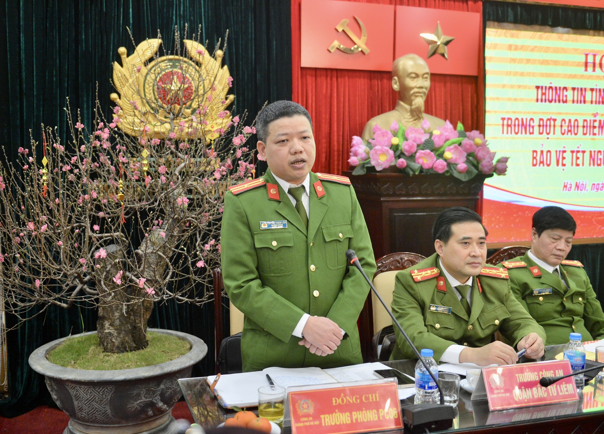 Mua, bán pháo hoa trên mạng coi chừng vi phạm