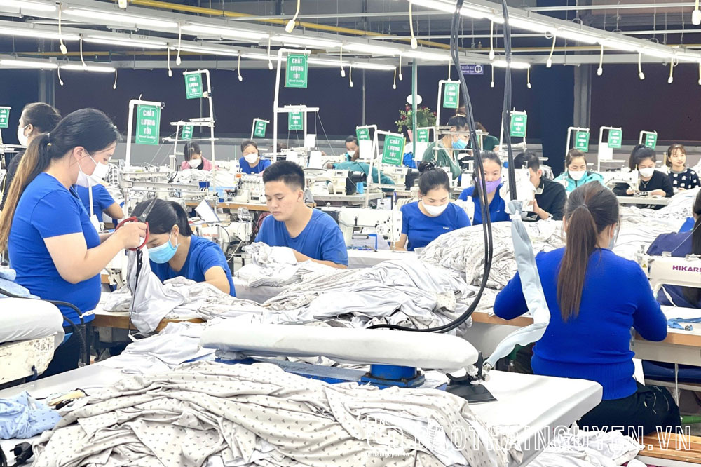 Cuối năm 2022, Công ty CP Đầu tư và Thương mại TNG đưa Nhà máy may TNG Đồng Hỷ giai đoạn 2 vào hoạt động với quy mô 20 chuyền may và 1.000 lao động.