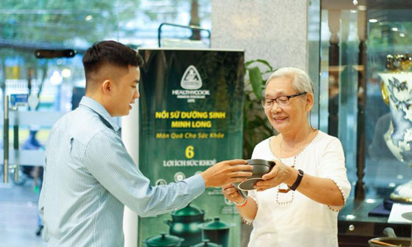 Mừng Xuân cũng nên tiết kiệm