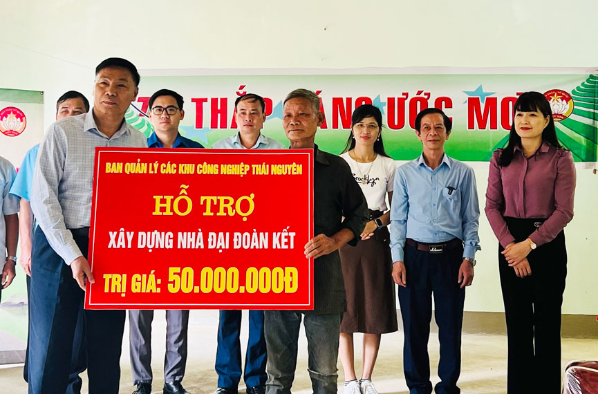 Tết nhân ái hướng về người nghèo