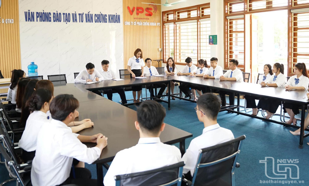 Thầy trò thời 4.0: Thay đổi để thích ứng