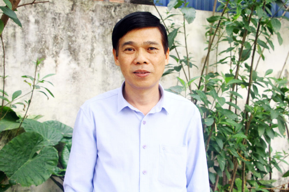Ông Hà Trọng Tuấn, Giám đốc Trung tâm Khuyến nông tỉnh: Mô hình sản xuất chè theo tiêu chuẩn hữu cơ phải đáp ứng các yêu cầu: Vườn chè liền kề, liền khoảnh có diện tích đủ lớn, đảm bảo vùng đệm, khoảng cách cách ly an toàn, đảm bảo các yêu cầu về đất trồng và nước tưới theo tiêu chuẩn hữu cơ Việt Nam...