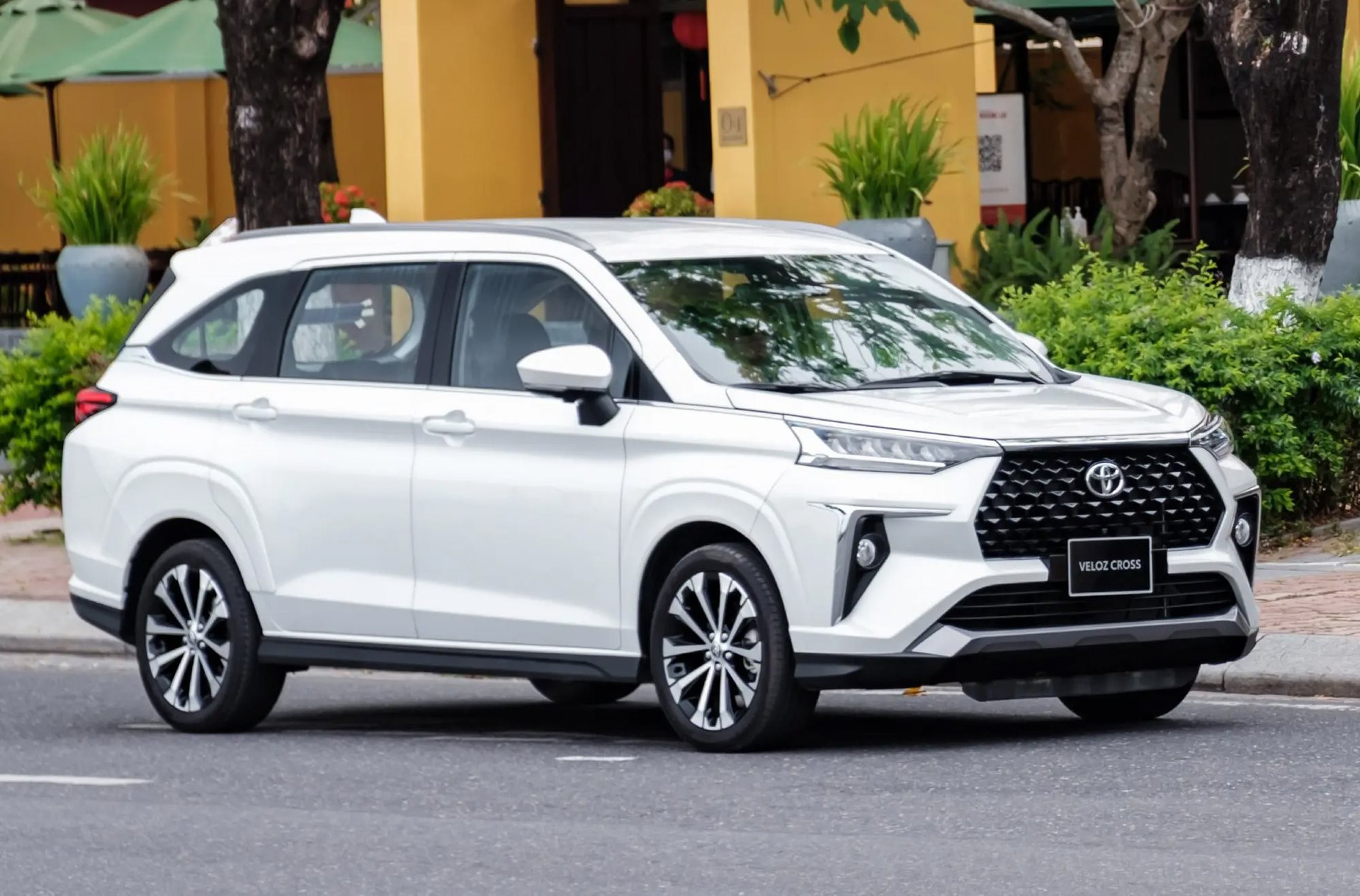 Triệu hồi hơn 25.000 xe Toyota "gốc" Daihatsu để siết lại ốc giảm xóc