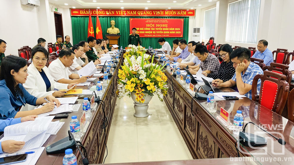 Hội động nghĩa vụ quân sự tỉnh kiện toàn và phân công nhiệm vụ cho từng thành viên theo dõi, chỉ đạo các địa phương, đơn vị.