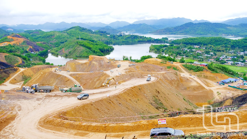 Dự án Khu thể thao sân golf Tân Thái (Đại Từ) được triển khai bên hồ Núi Cốc với diện tích trên 84ha, trong đó có sân golf 18 hố theo tiêu chuẩn quốc tế, với tổng mức đầu tư trên 500 tỷ đồng.