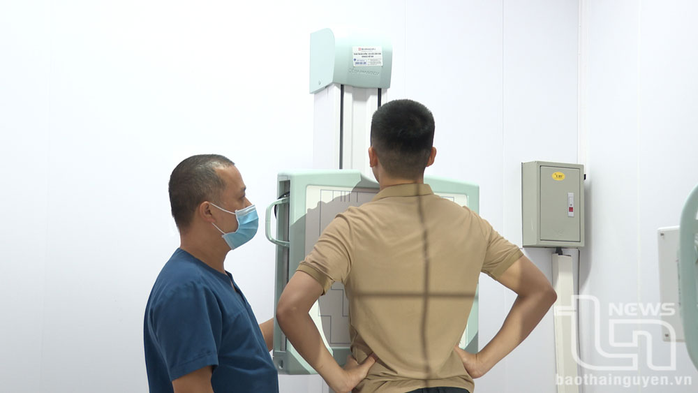 Hệ thống thiết bị y tế hiện đại nhất được đưa vào sử dụng trong công tác khám tuyển.