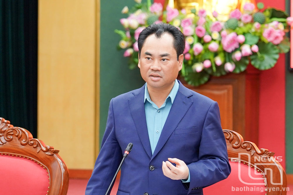 Tiếp tục nghiên cứu kỹ để góp ý vào dự thảo văn kiện Đại hội Đảng bộ tỉnh
