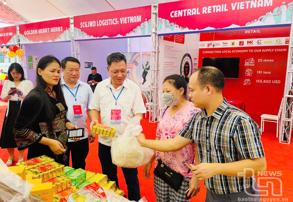 Năm 2024, Sở Công Thương đã hỗ trợ hàng chục doanh nghiệp, hợp tác xã tham gia các gian hàng giới thiệu nông sản đặc trưng, thế mạnh của tỉnh tại các hội chợ, triển lãm.
