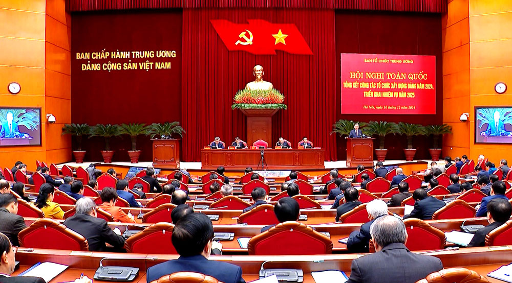 Chỉnh đốn Đảng - kết hợp nhuần nhuyễn giữa "xây" và "chống"