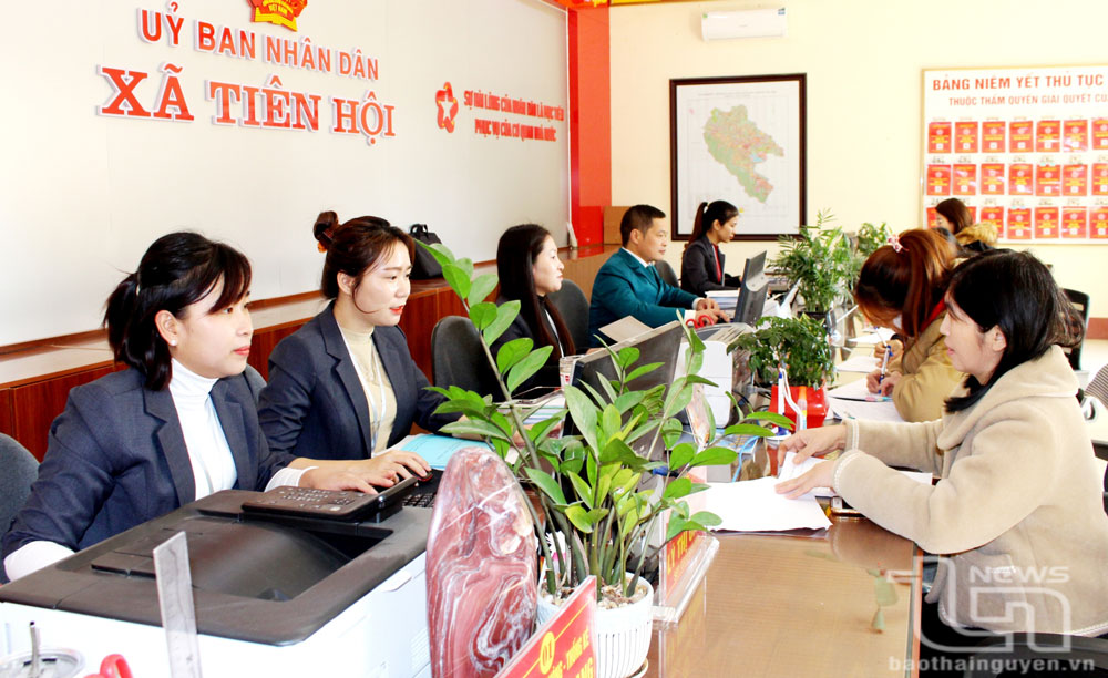 Chính quyền thân thiện, nhân dân phát huy quyền làm chủ