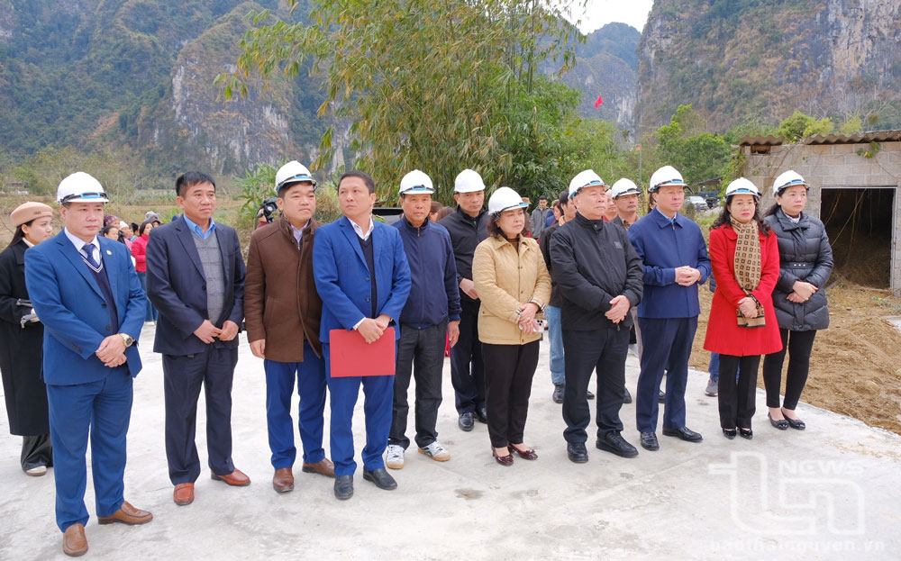 Các đại biểu dự Lễ khánh thành.