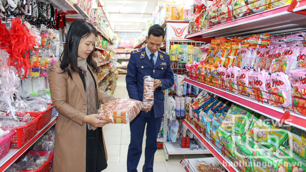 Tăng cường tuyên truyền, kiểm tra an toàn thực phẩm tại cơ sở