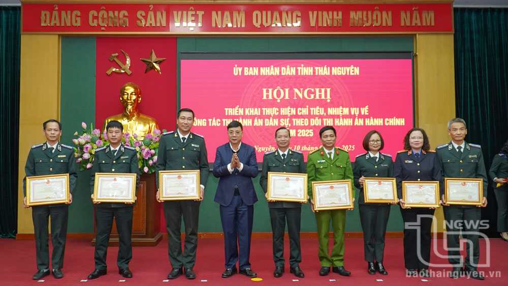 Phấn đấu hoàn thành xuất sắc các nhiệm vụ công tác thi hành án