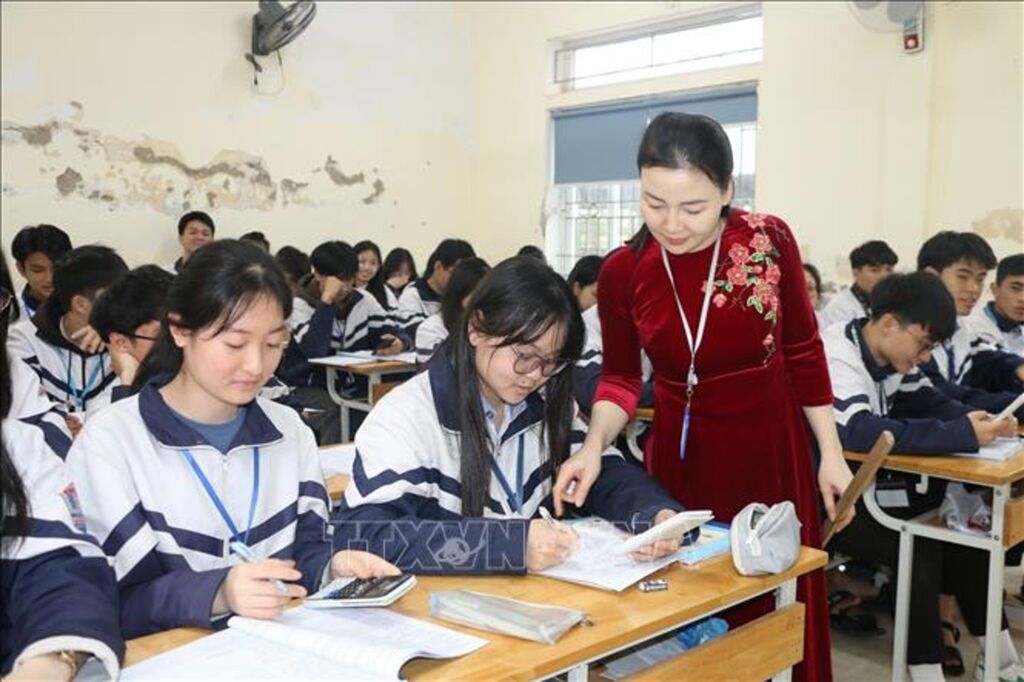 Quản chứ không cấm dạy thêm, học thêm 
