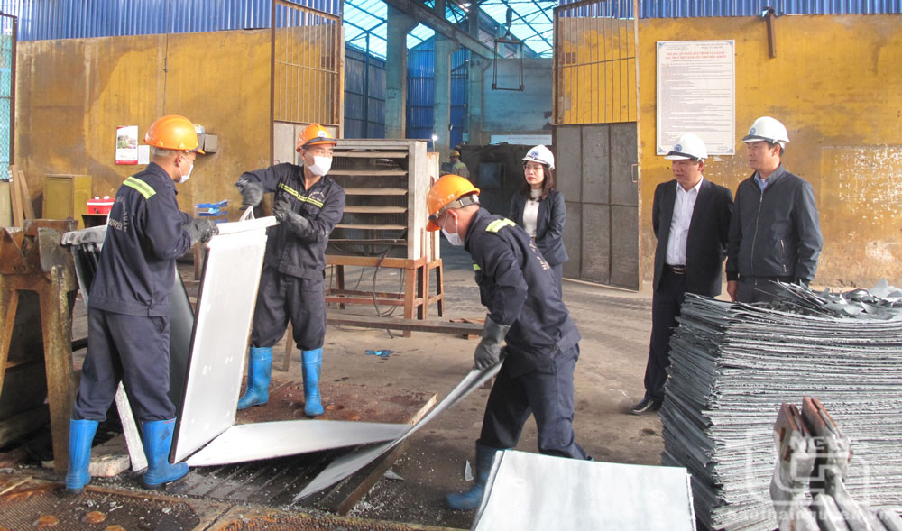 Sản xuất xuyên Tết vì mục tiêu tăng trưởng