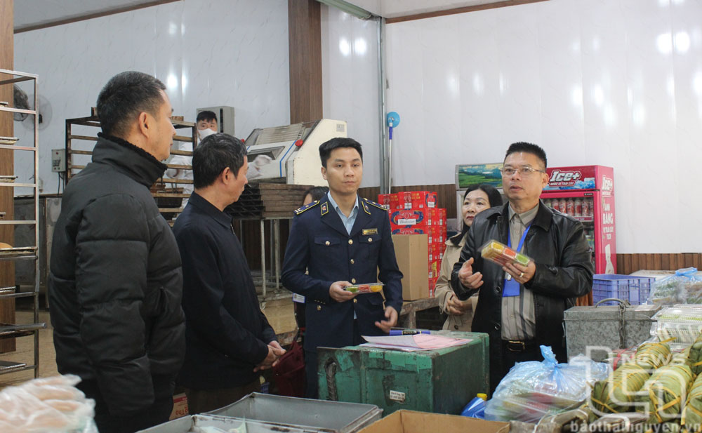 Tăng cường tuyên truyền nâng cao nhận thức về an toàn thực phẩm