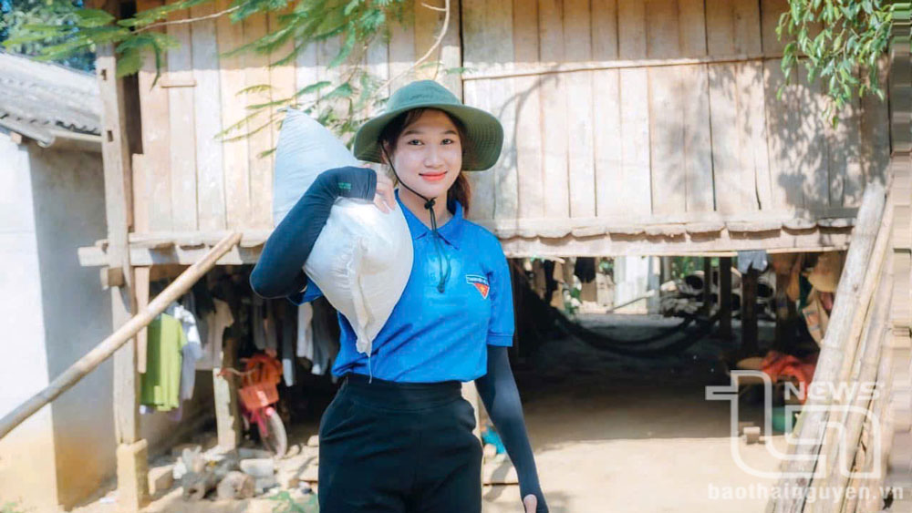 Gương mặt “Sao Tháng Giêng” tỏa sáng và cống hiến