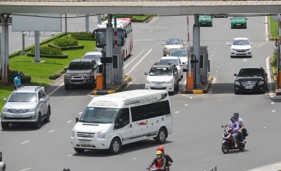 Thí điểm thu phí không dừng phương tiện vào các sân bay Nội Bài, Tân Sơn Nhất