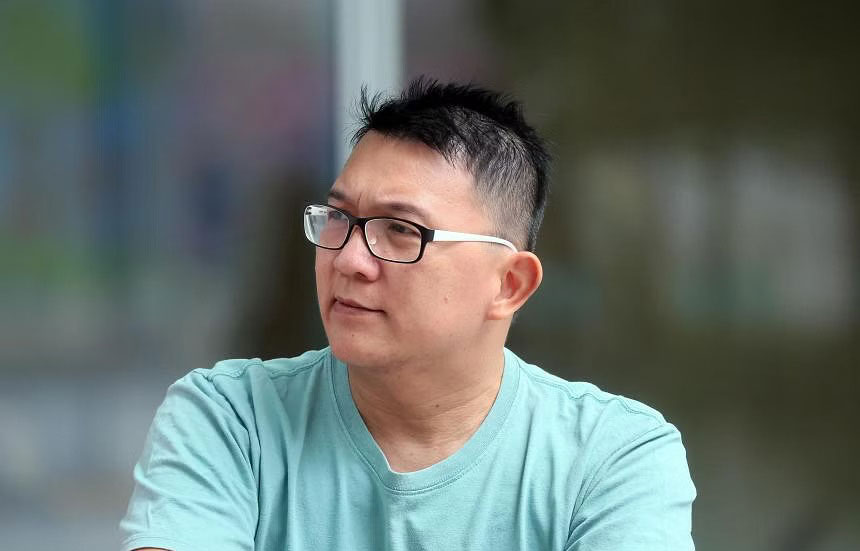 Singapore phạt tù cảnh sát tiêu tiền từ thẻ tín dụng trong ví nhặt được