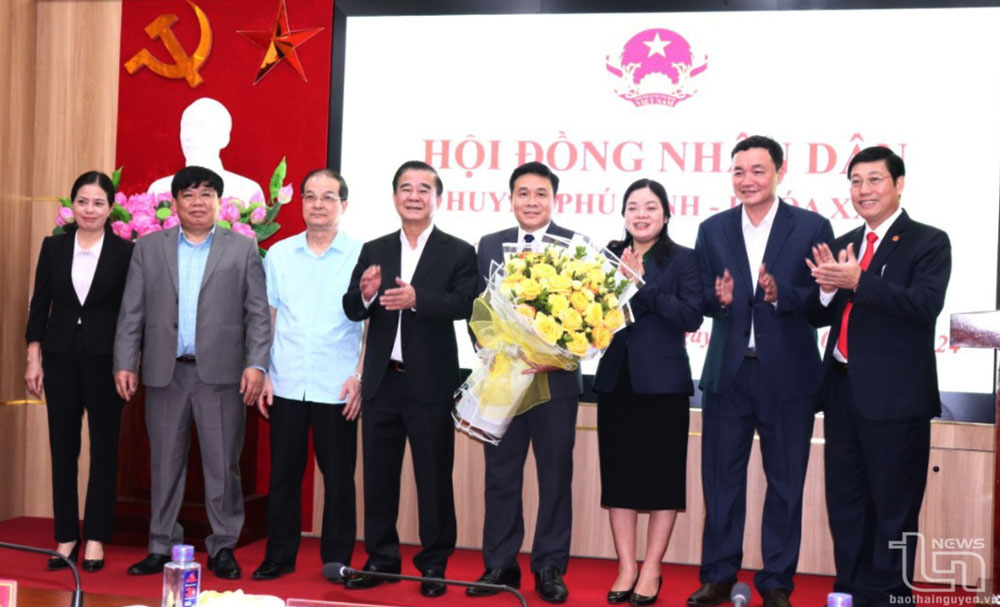 Phú Bình kiện toàn chức danh Phó Chủ tịch UBND huyện
