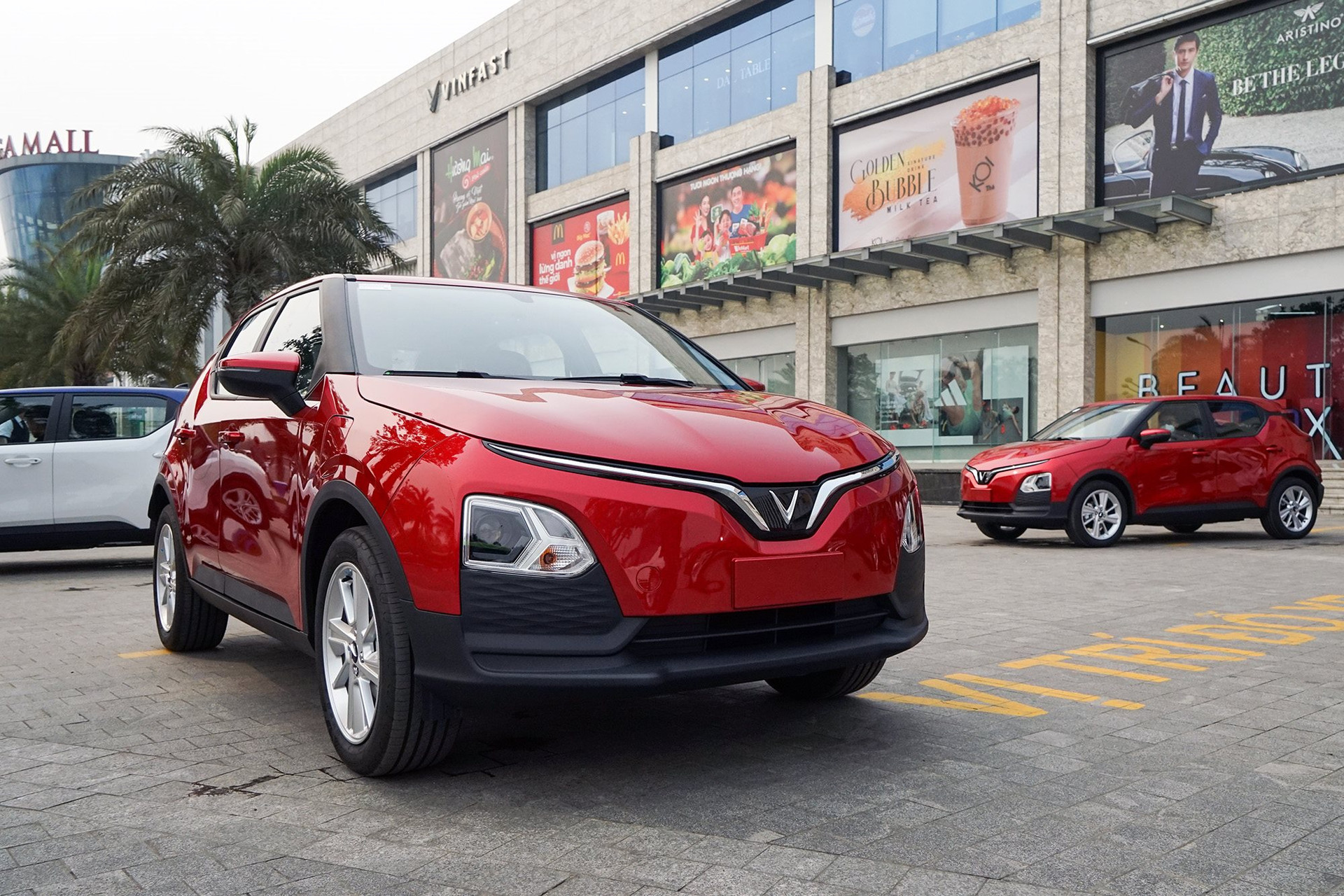 Triệu hồi xe điện VinFast VF 5 Plus để thay cụm công tắc đèn pha