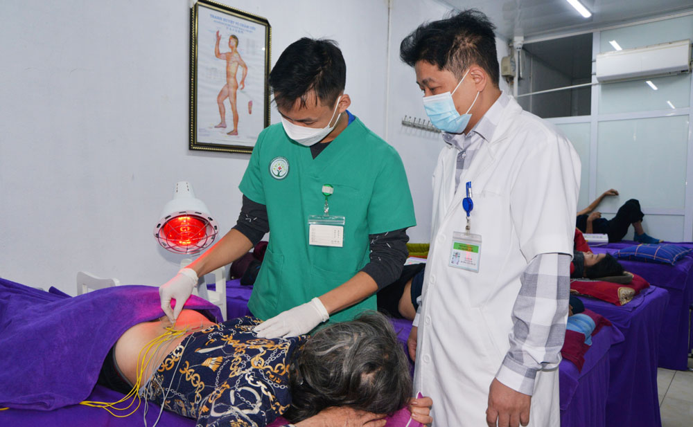 Phòng khám đa khoa Hà Nội - Phú Bình đặc biệt quan tâm đầu tư phát triển khoa y học cổ truyền kết hợp với y học hiện đại.