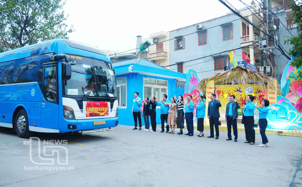 TNG: Tổ chức đưa công nhân về quê đón Tết