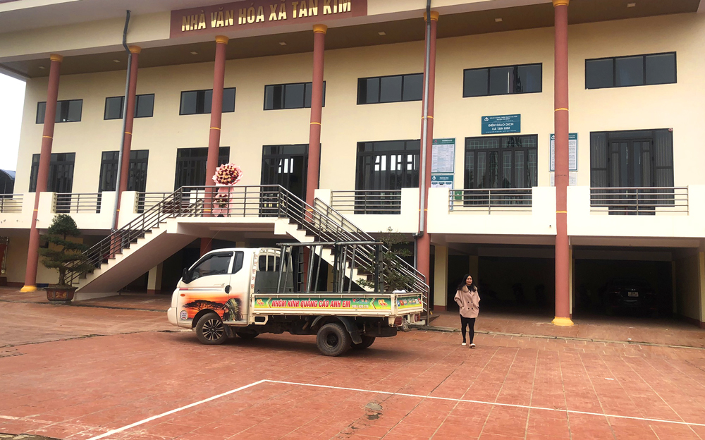 Nhà văn hóa xã Tân Kim được xây dựng khang trang, đáp ứng tiêu chuẩn trong Bộ tiêu chí xã nông thôn mới, giai đoạn 2021-2025.
