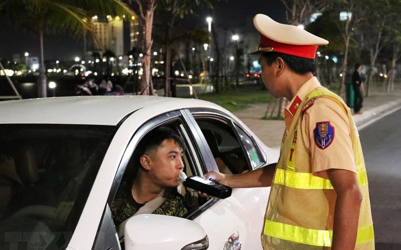 Đề xuất xác định nồng độ cồn trong hơi thở của người lái xe