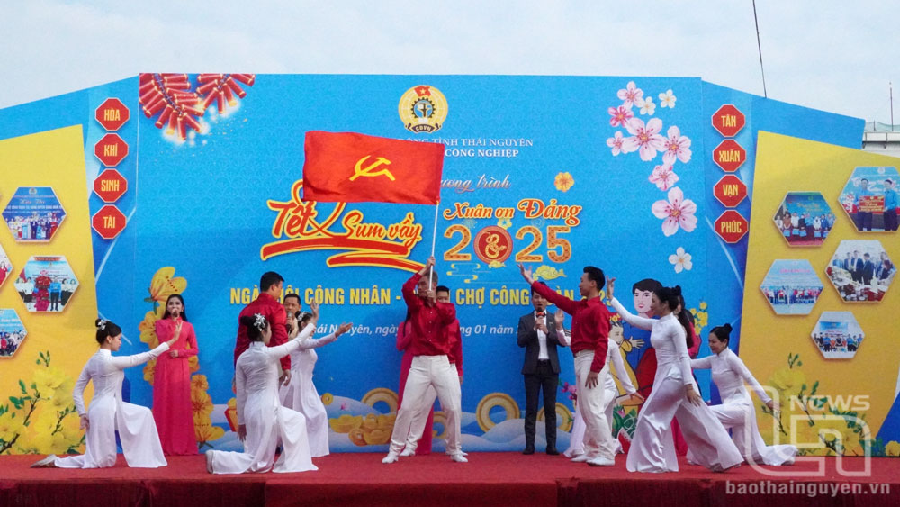 Các tiết mục văn nghệ trong Chương trình hát cho công nhân nghe - nghe công nhân hát đã tạo không khí sôi động, hào hứng, phấn khởi, giúp người lao động giải tỏa căng thẳng, mệt mỏi sau giờ tan ca.
