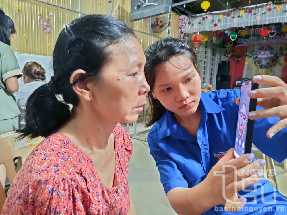 Để người dân tích cực tham gia chuyển đổi số
