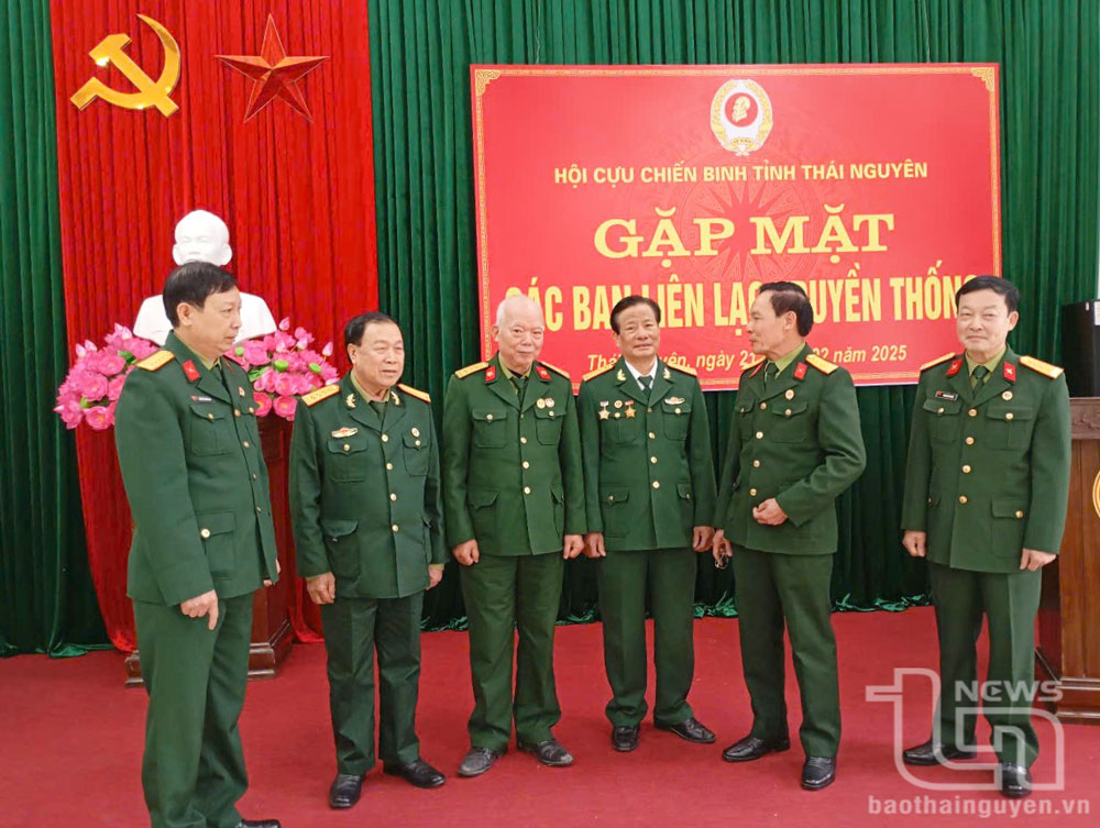 Gặp mặt các ban liên lạc truyền thống