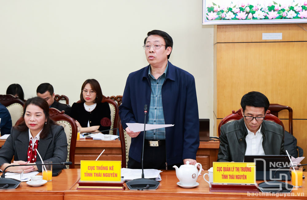 Đại biểu phát biểu tại Phiên họp.