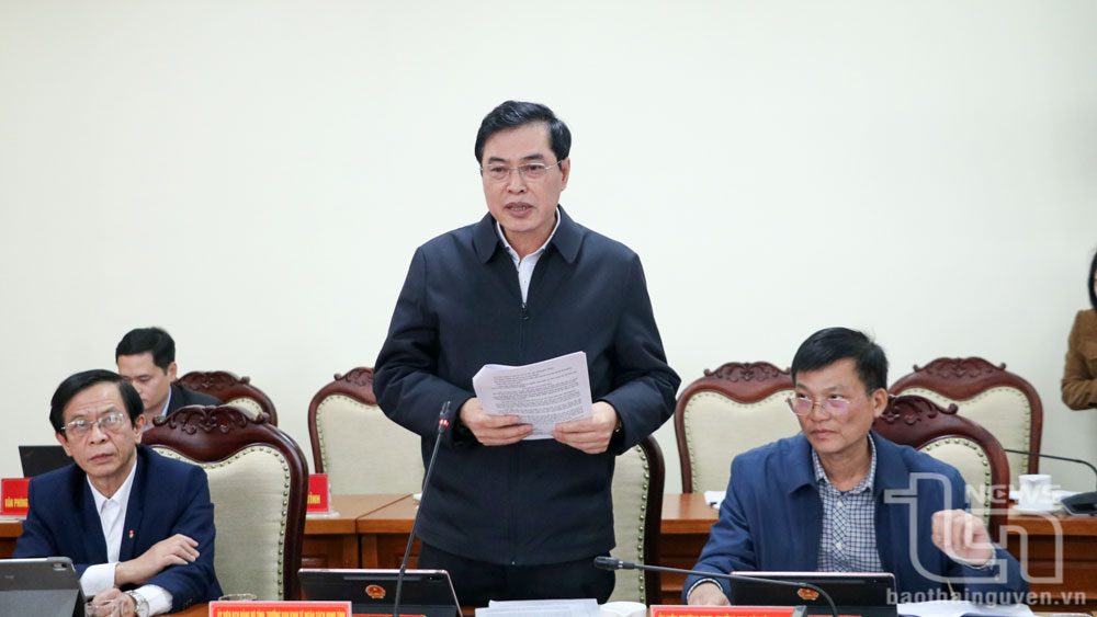 Đại biểu nêu ý kiến đề nghị giải trình, làm rõ một số nội dung trong tờ trình, dự thảo nghị quyết.
