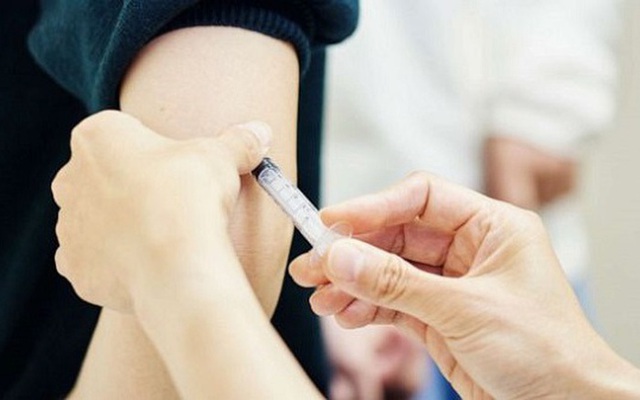 Cần lộ trình để người nhiễm HIV có thể tiếp cận thuốc tiêm ngừa virus HIV