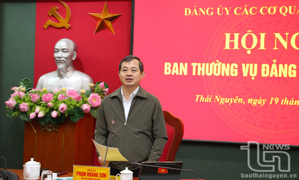 Đồng chí Phạm Hoàng Sơn phát biểu chỉ đạo tại Hội nghị.