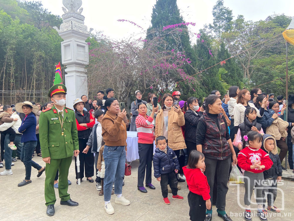 Bảo đảm an ninh trật tự mùa lễ hội