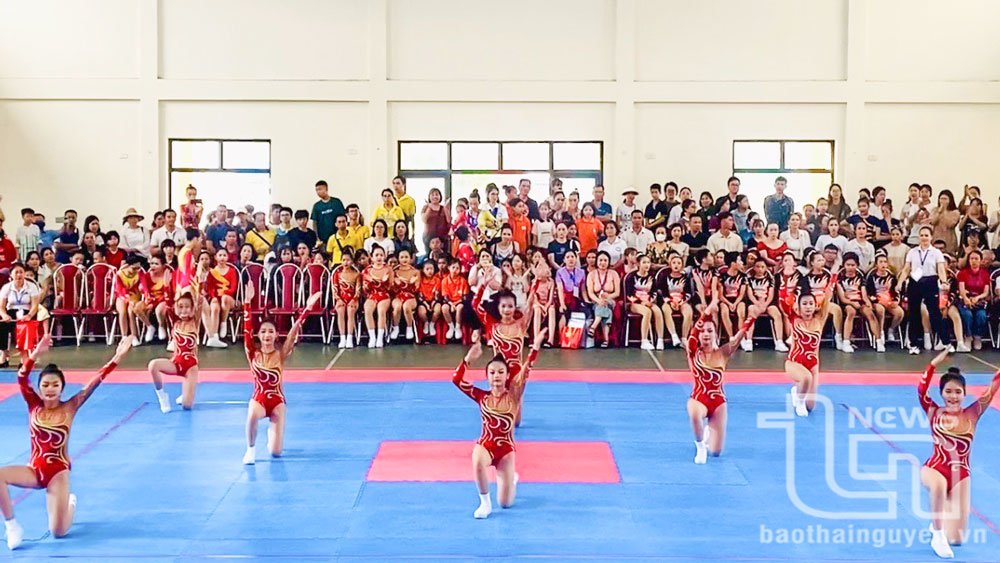 Sôi nổi phong trào thể dục, thể thao trong trường học
