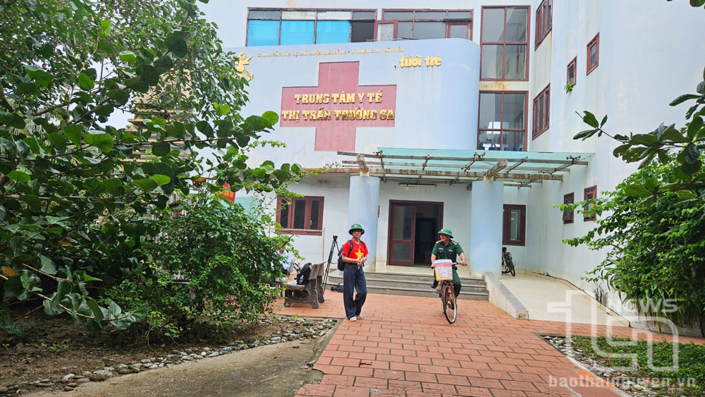 Trung tâm Y tế thị trấn Trường Sa được khánh thành từ năm 2017, với cơ sở vật chất khang trang, hiện đại.