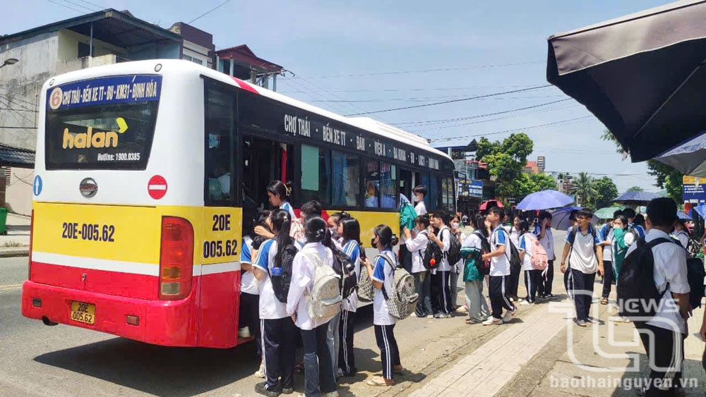 Công ty CP Thương mại và Du lịch Hà Lan đang có kế hoạch chuyển đổi dần từ xe bus chạy nhiên liệu xăng sang xe bus điện.
