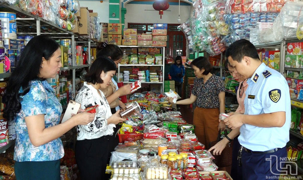 Chống buôn lậu chưa hết gian nan