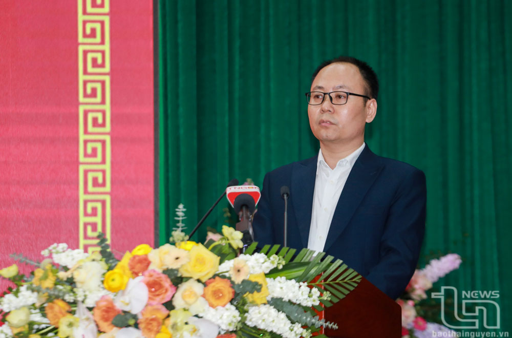 Đại diện doanh nghiệp có vốn đầu tư nước ngoài phát biểu tại Hội nghị.