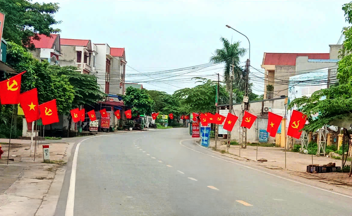 Tuyến đường cờ Đảng, cờ Tổ quốc
