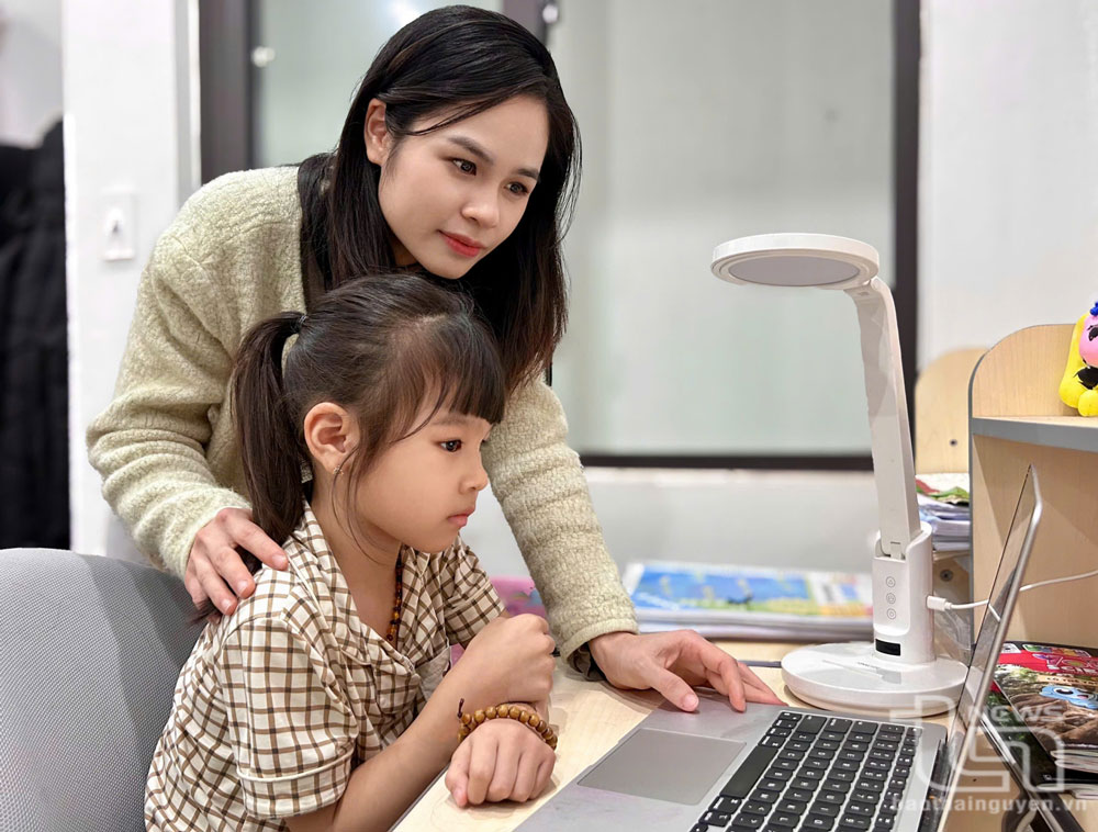 Bảo vệ trẻ trên môi trường mạng