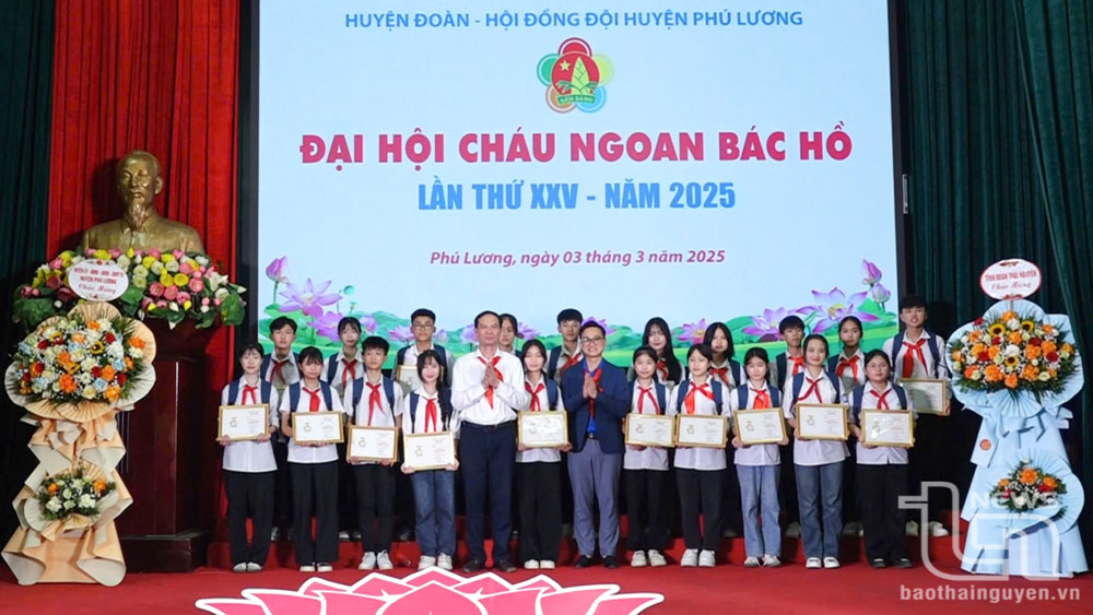 Phú Lương: Tuyên dương 81 cháu ngoan Bác Hồ