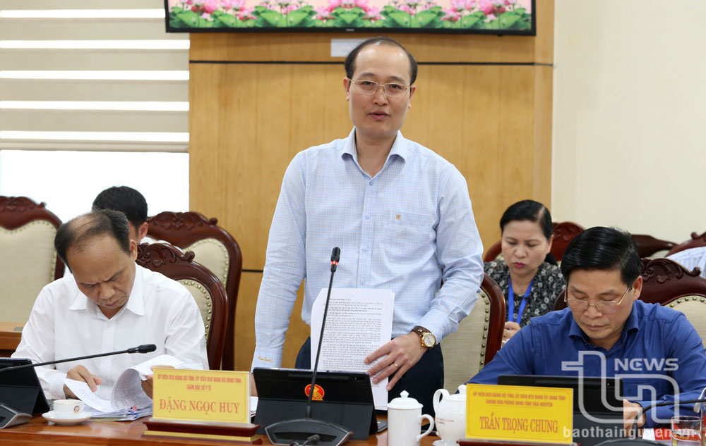 Các đại biểu phát biểu tại Hội nghị.