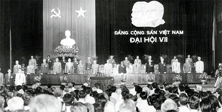 1991: Đại hội đại biểu toàn quốc lần thứ VII của Đảng