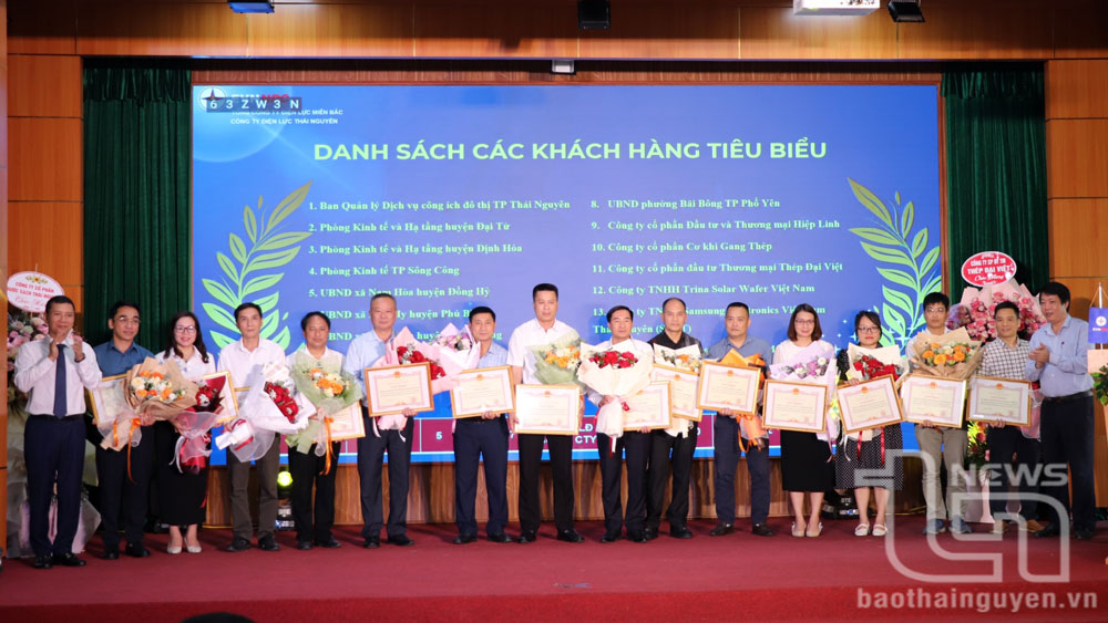 Nhiều giải pháp bảo đảm cung ứng điện