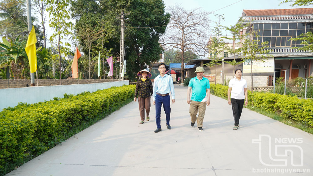 Tuyến đường xóm Trại Mới, xã Thượng Đình (Phú Bình), được triển khai đảm bảo kỹ, mỹ thuật, theo đúng thiết kế, có vai trò của Ban giám sát đầu tư cộng đồng.