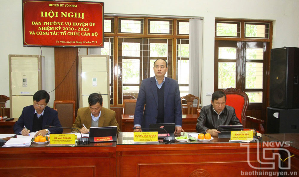Đồng chí Dương Văn Ngoan, Ủy viên Ban Thường vụ, Trưởng Ban Dân vận Huyện ủy, Chủ tịch Ủy ban MTTQ, đã tự nguyện nghỉ hưu trước tuổi 5 năm.